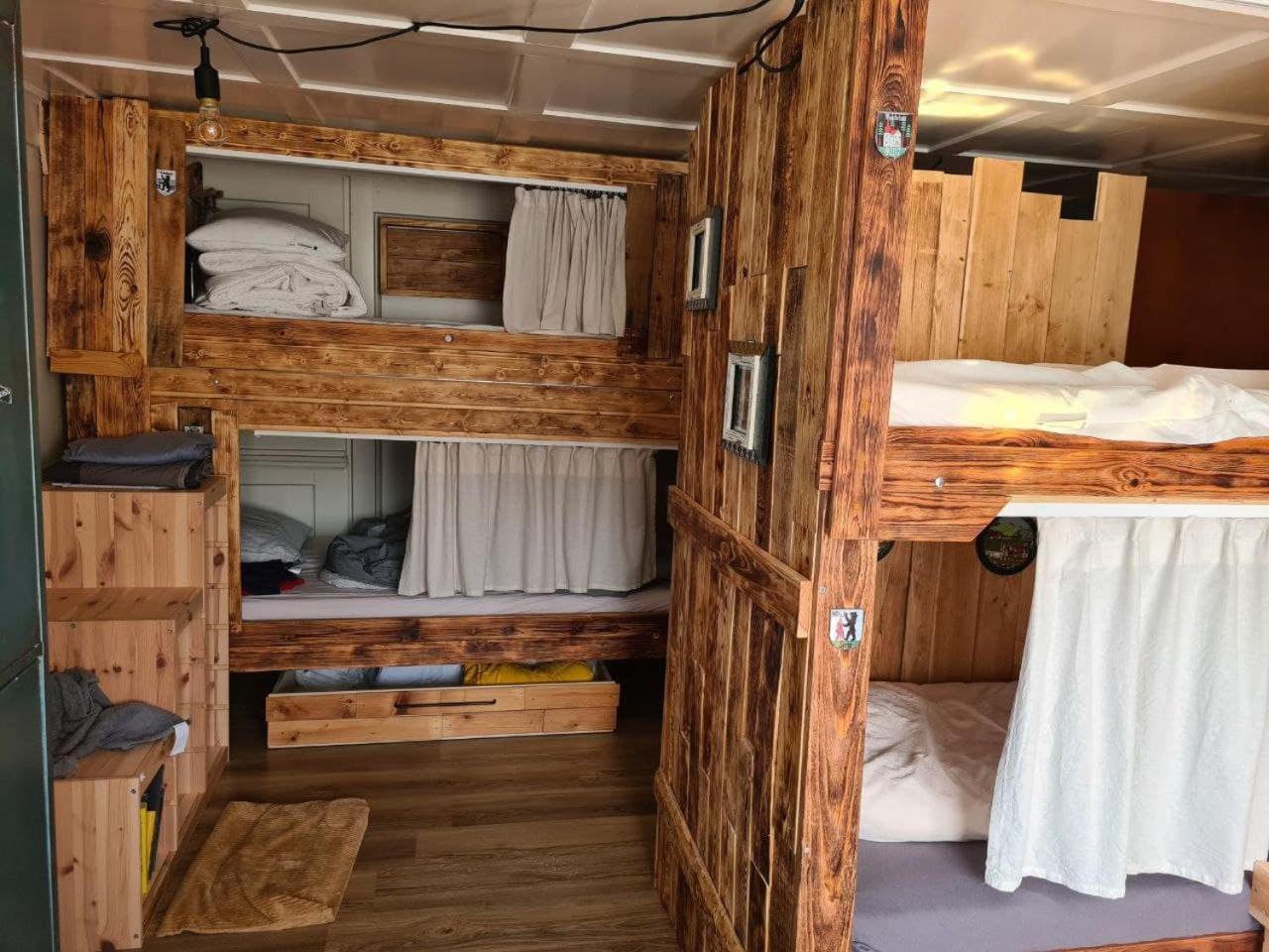Backpacker Baeren Apartment Urnasch ห้อง รูปภาพ